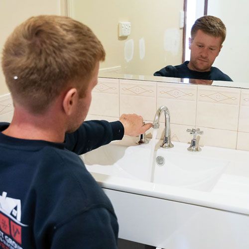 Same Day tap and Sink Plumbers In West Lakes